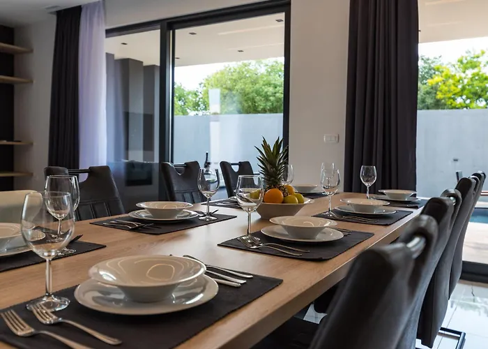 Stromboli Apartman Sveti Filip i Jakov