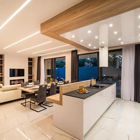 Stromboli * Sveti Filip i Jakov