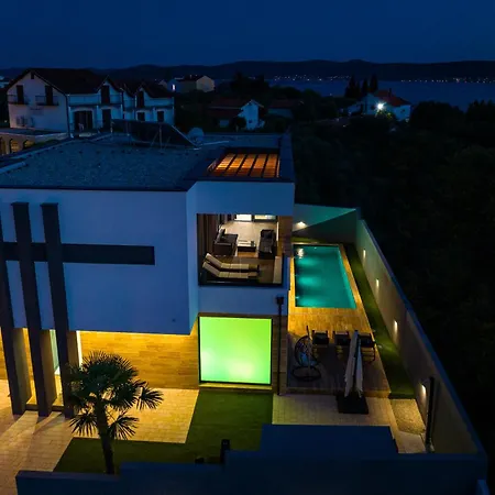 Apartamento Stromboli Sveti Filip i Jakov