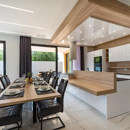 Stromboli Sveti Filip i Jakov