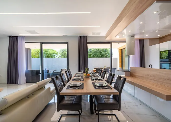 Stromboli Свети-Филип-и-Яков